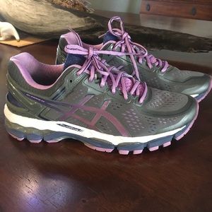 ASICS running shoes size 8.5